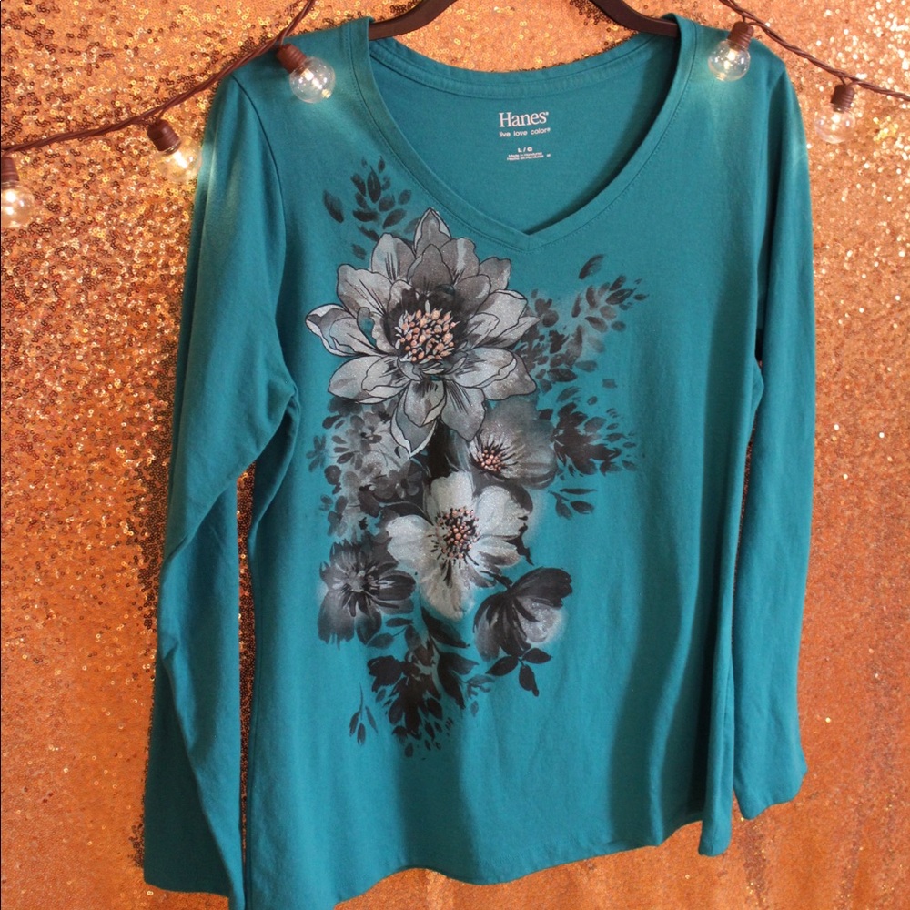 Hanes teal flowered  cotton top